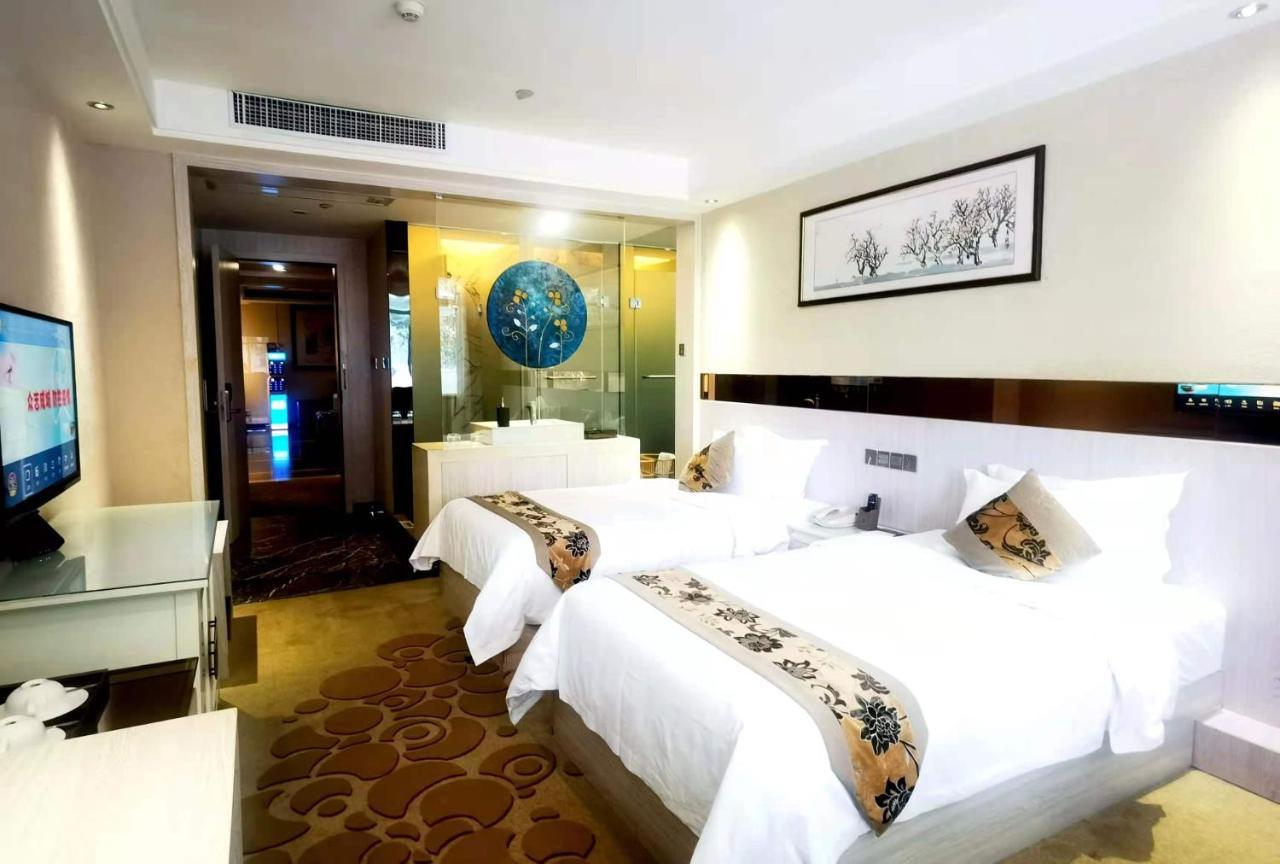 Paco Hotel Tianhe Coach Terminal Metro Satation Guangzhou-Free Shuttle Bus For Canton Fair المظهر الخارجي الصورة