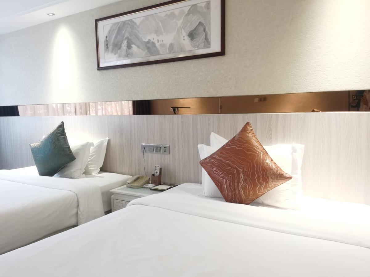 Paco Hotel Tianhe Coach Terminal Metro Satation Guangzhou-Free Shuttle Bus For Canton Fair المظهر الخارجي الصورة