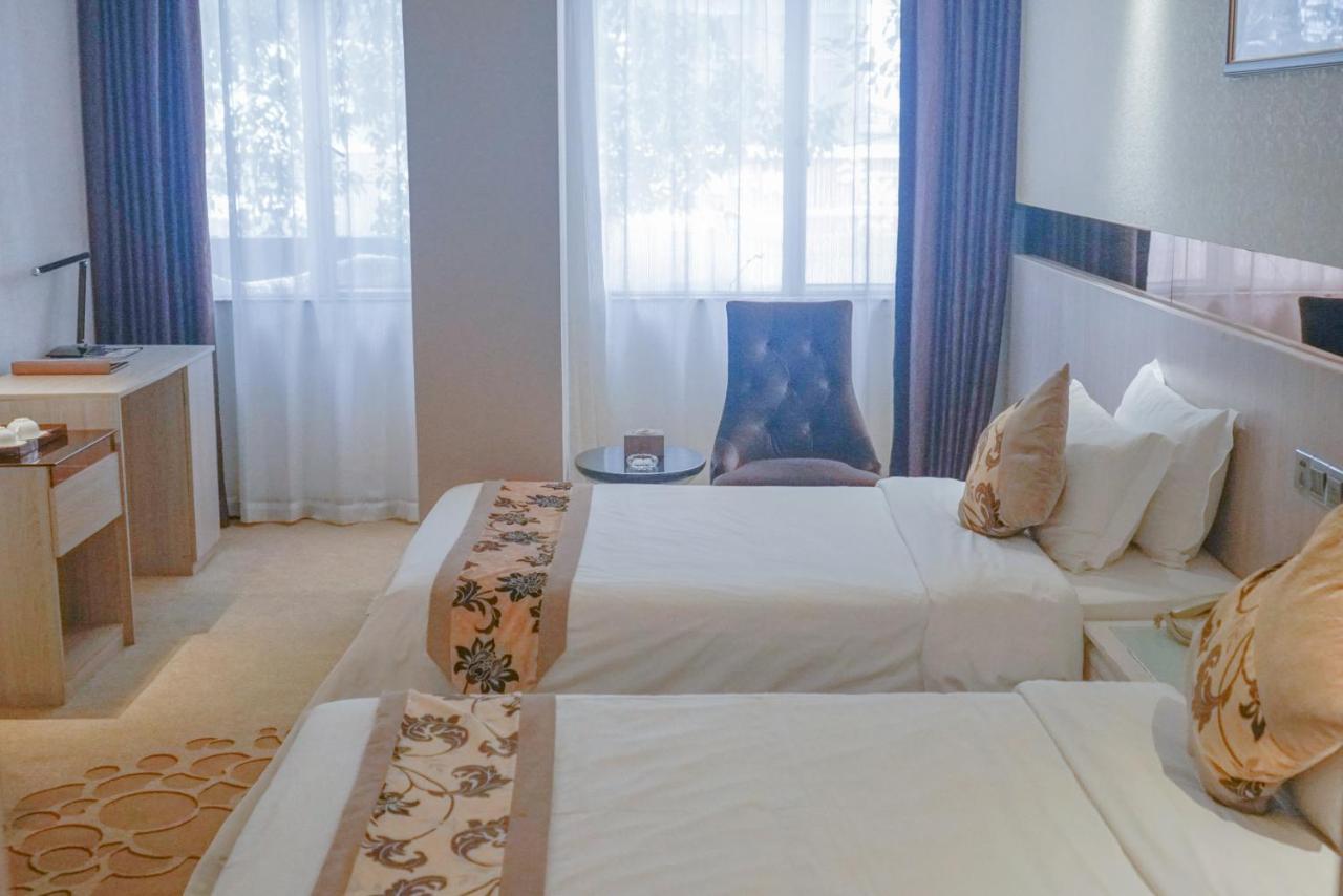Paco Hotel Tianhe Coach Terminal Metro Satation Guangzhou-Free Shuttle Bus For Canton Fair المظهر الخارجي الصورة